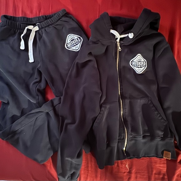 Muskoka Bear Wear Black Tracksuit Set - Picture 1 of 1